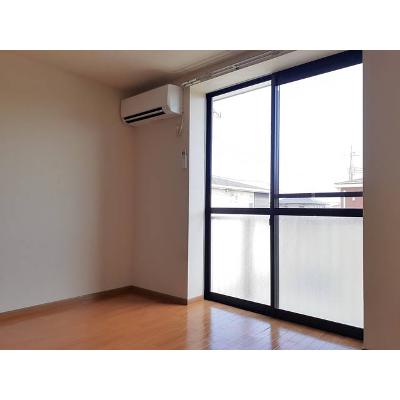 エステートⅡ 201【管理NO：1-006983601-02010】 ★家具家電は申し込み後に搬入します★ ★2026年11月下旬入居可能★の物件写真2