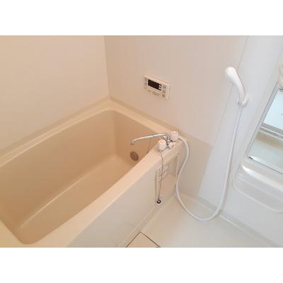 ヴィラージュ 303【管理NO：1-007400101-03030】 ★家具家電は申し込み後に搬入します★ ★2026年10月下旬入居可能★の物件写真4