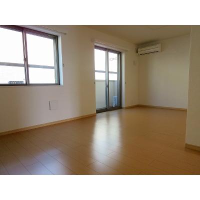 アボンリービレッジ 102【管理NO：1-017039801-01020】 ★家具家電は申し込み後に搬入します★ ★2026年11月下旬入居可能★の物件写真2