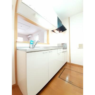 セリオ辰口 101【管理NO：1-013893901-01010】 ★家具家電は申し込み後に搬入します★ ★2026年11月下旬入居可能★の物件写真3