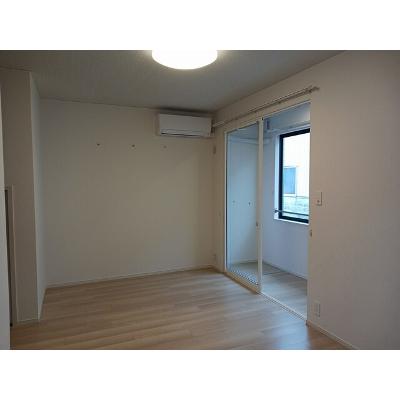 シャルム　アシュリー 102【管理NO：1-028389301-01020】 ★家具家電は申し込み後に搬入します★ ★2026年11月下旬入居可能★の物件写真2