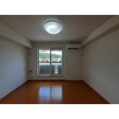 ドゥ・ドミール　Ｃ 202【管理NO：1-013578201-02020】 ★家具家電は申し込み後に搬入します★ ★2026年12月上旬入居可能★の物件写真2