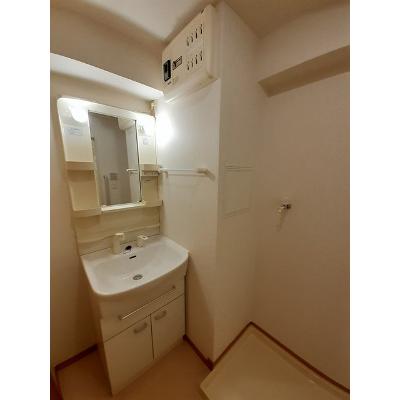 エオナスカイ 201【管理NO：1-085020601-02010】 ★家具家電は申し込み後に搬入します★ ★2026年12月中旬入居可能★の物件写真6