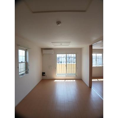 シャローム 203【管理NO：1-017613201-02030】 ★家具家電は申し込み後に搬入します★の物件写真2