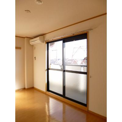 セレッソ　ベージョ 301【管理NO：1-012306101-03010】 ★家具家電は申し込み後に搬入します★ ★2026年11月下旬入居可能★の物件写真2