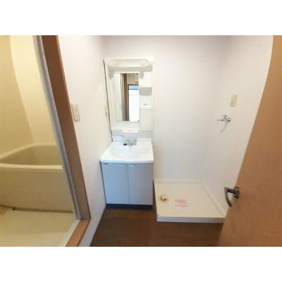 クリスタルパレス 201【管理NO：1-006290201-02010】 ★家具家電は申し込み後に搬入します★ ★2026年11月下旬入居可能★の物件写真6
