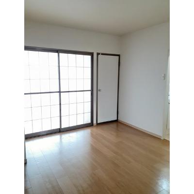 グリーンビラ向山 201【管理NO：1-005070101-02010】 ★家具家電は申し込み後に搬入します★ ★2026年12月中旬入居可能★の物件写真2