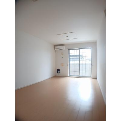 ノイ　ナリッシュ　ｂ 105【管理NO：1-017801502-01050】 ★家具家電は申し込み後に搬入します★の物件写真2