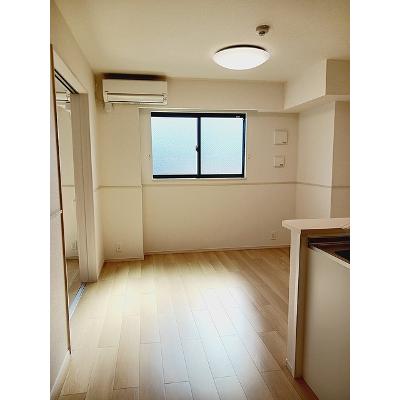 プレミアスペースⅡ 304【管理NO：1-028318402-03040】 ★家具家電は申し込み後に搬入します★ ★2026年10月下旬入居可能★の物件写真2