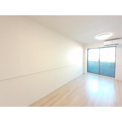 ソラーナⅠ 103【管理NO：1-026913001-01030】 ★家具家電は申し込み後に搬入します★ ★2026年12月中旬入居可能★の物件写真2