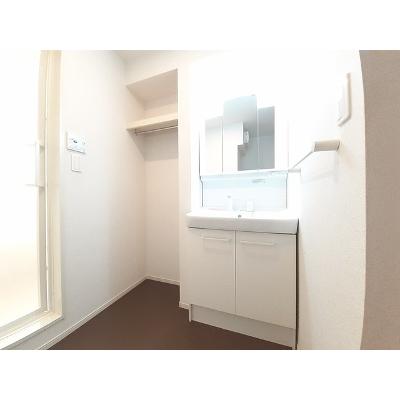 ナルド 103【管理NO：1-025482601-01030】 ★家具家電は申し込み後に搬入します★ ★2026年12月上旬入居可能★の物件写真6
