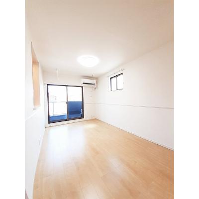 カトレア 201【管理NO：1-025080701-02010】 ★家具家電は申し込み後に搬入します★ ★2026年11月上旬入居可能★の物件写真2