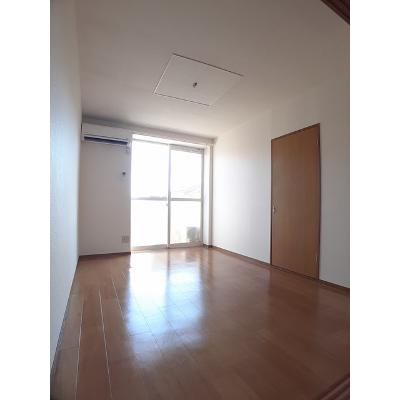 ルレーブ榎原 202【管理NO：1-005076801-02020】 ★家具家電は申し込み後に搬入します★ ★2026年11月上旬入居可能★の物件写真2
