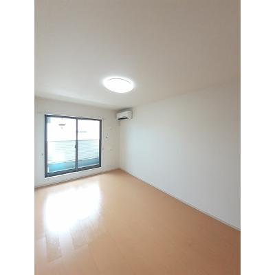 フェリーチェＭ 304【管理NO：1-020877001-03040】 ★家具家電は申し込み後に搬入します★ ★2026年11月下旬入居可能★の物件写真2