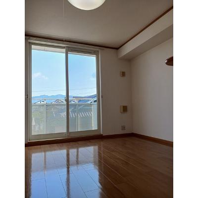セントラルヒルズⅢ 203【管理NO：1-012469201-02030】 ★家具家電は申し込み後に搬入します★ ★2026年11月下旬入居可能★の物件写真2