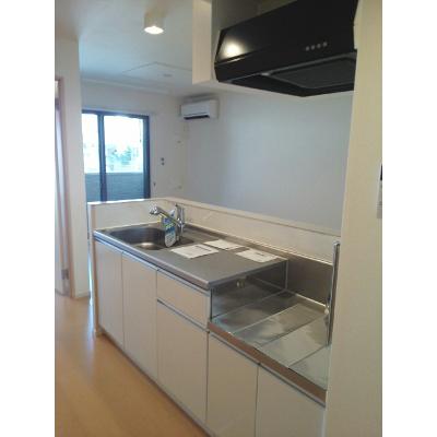 ルピナスⅡ 102【管理NO：1-019066702-01020】 ★家具家電は申し込み後に搬入します★ ★2026年12月上旬入居可能★の物件写真3