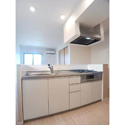 ロイヤル　ティアラＢ 204【管理NO：1-024289002-02040】 ★家具家電は申し込み後に搬入します★ ★2026年10月下旬入居可能★の物件写真3