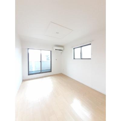 ウィステリアＢ 203【管理NO：1-023390902-02030】 ★家具家電は申し込み後に搬入します★ ★2026年12月上旬入居可能★の物件写真2