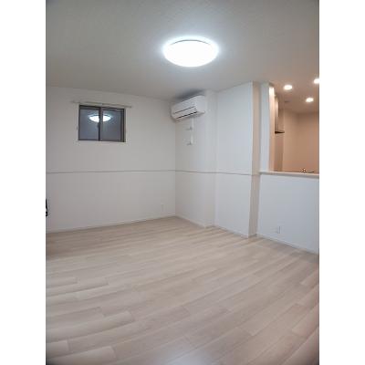 フォレスト　クレーン 102【管理NO：1-027253801-01020】 ★家具家電は申し込み後に搬入します★ ★2026年12月中旬入居可能★の物件写真2