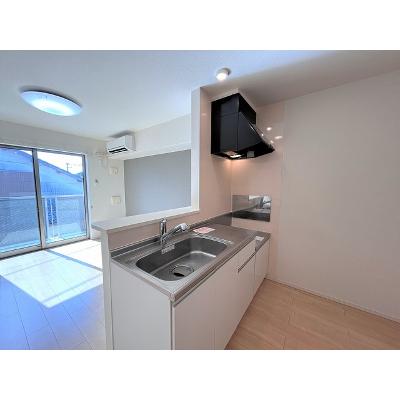 サウス　フォアフロント　Ⅰ 203【管理NO：1-022285901-02030】 ★家具家電は申し込み後に搬入します★ ★2026年11月下旬入居可能★の物件写真3