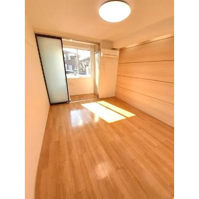 コモドワイズⅡ 101【管理NO：1-020854001-01010】 ★家具家電は申し込み後に搬入します★の物件写真2