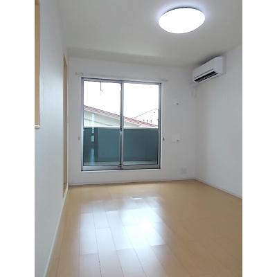 フォンターナ 203【管理NO：1-019320401-02030】 ★家具家電は申し込み後に搬入します★ ★2026年12月中旬入居可能★の物件写真2