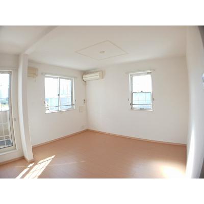 イリーデ・カーサ 204【管理NO：1-016750601-02040】 ★家具家電は申し込み後に搬入します★ ★2026年11月下旬入居可能★の物件写真2