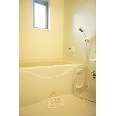 イープルコート 206【管理NO：1-023229501-02050】 ★家具家電は申し込み後に搬入します★ ★2026年10月下旬入居可能★の物件写真4