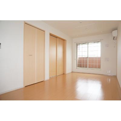 グラシオッソ 202【管理NO：1-018917301-02020】 ★家具家電は申し込み後に搬入します★ ★2026年10月下旬入居可能★の物件写真2