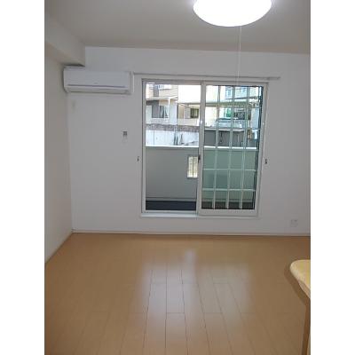 トレバドール優 205【管理NO：1-017899101-02040】 ★家具家電は申し込み後に搬入します★ ★2026年10月下旬入居可能★の物件写真2
