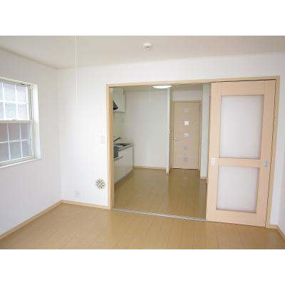 ヴァンクール 103【管理NO：1-015856201-01030】 ★家具家電は申し込み後に搬入します★ ★2026年10月中旬入居可能★の物件写真2