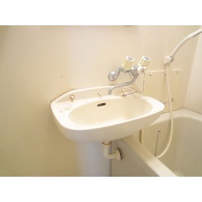 エルディムトビタ 201【管理NO：1-003865001-02010】 ★家具家電は申し込み後に搬入します★ ★2026年11月下旬入居可能★の物件写真6