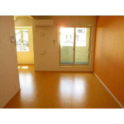 シルバーグラスＥ 202【管理NO：1-020610101-02020】 ★家具家電は申し込み後に搬入します★ ★2026年11月下旬入居可能★の物件写真2