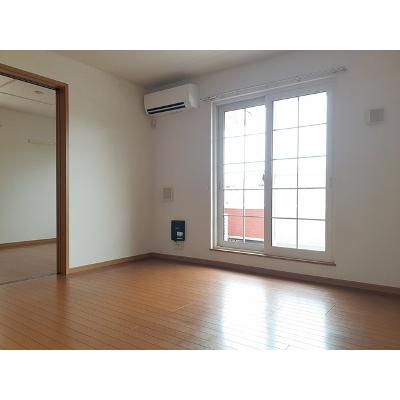 セレジェイラ 203【管理NO：1-014512901-02030】 ★家具家電は申し込み後に搬入します★ ★2026年11月中旬入居可能★の物件写真2