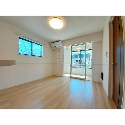 アナベルＡ 102【管理NO：1-026278201-01020】 ★家具家電は申し込み後に搬入します★ ★2026年11月下旬入居可能★の物件写真2