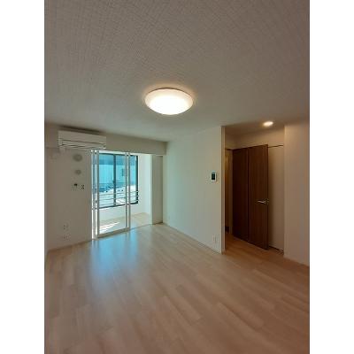 アヴォンリー三本松Ⅰ 102【管理NO：1-026451001-01020】 ★家具家電は申し込み後に搬入します★ ★2026年11月上旬入居可能★の物件写真2