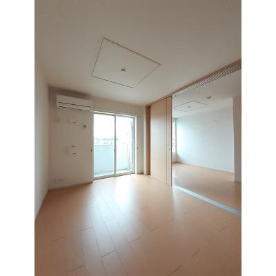 オリーブ 203【管理NO：1-019264901-02030】 ★家具家電は申し込み後に搬入します★ ★2026年11月上旬入居可能★の物件写真2