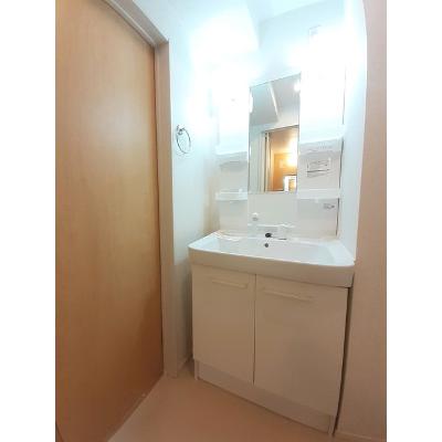ジェルメ 302【管理NO：1-021626901-03020】 ★家具家電は申し込み後に搬入します★ ★2026年11月下旬入居可能★の物件写真6