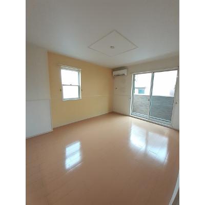 ツリートップ 105【管理NO：1-018965401-01040】 ★家具家電は申し込み後に搬入します★ ★2026年11月下旬入居可能★の物件写真2