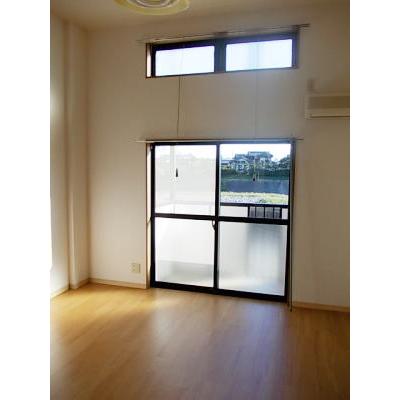 サンシャインハイツ 106【管理NO：1-009646601-01050】 ★家具家電は申し込み後に搬入します★ ★2026年11月上旬入居可能★の物件写真2