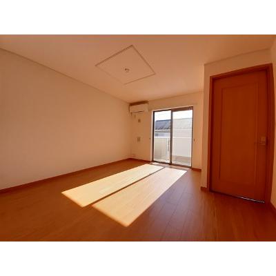 フェアリー　アイリス 203【管理NO：1-014415401-02030】 ★家具家電は申し込み後に搬入します★ ★2026年11月下旬入居可能★の物件写真2