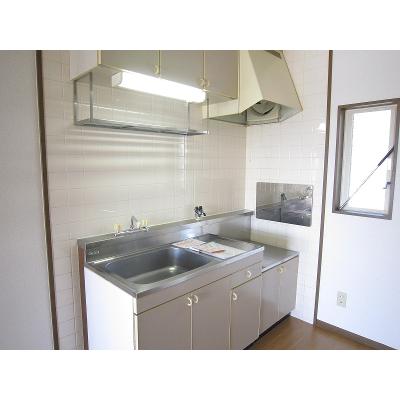 アビタシオンソネ 103【管理NO：1-004765301-01030】 ★家具家電は申し込み後に搬入します★ ★2026年11月中旬入居可能★の物件写真3