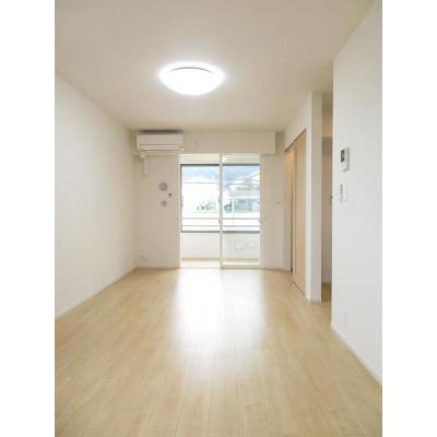 サイレンス宇和 103【管理NO：1-024799301-01030】 ★家具家電は申し込み後に搬入します★ ★2026年11月下旬入居可能★の物件写真2