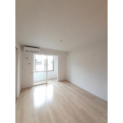 グランシャリオ　プラス 101【管理NO：1-026526201-01010】 ★家具家電は申し込み後に搬入します★ ★2026年11月下旬入居可能★の物件写真2