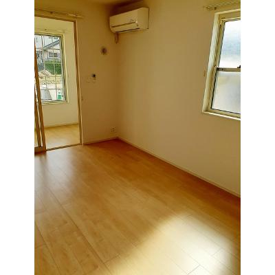 グラン・シャリオ 101【管理NO：1-024194801-01010】 ★家具家電は申し込み後に搬入します★ ★2026年12月中旬入居可能★の物件写真2