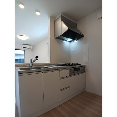 ベル　フルールＢ 204【管理NO：1-027460502-02040】 ★家具家電は申し込み後に搬入します★ ★2026年12月中旬入居可能★の物件写真3