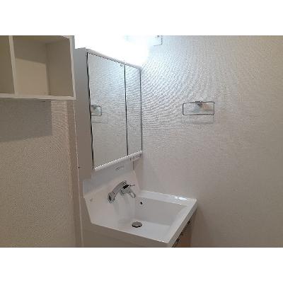 ブルーローズ 301【管理NO：1-025813401-03010】 ★家具家電は申し込み後に搬入します★ ★2026年12月下旬入居可能★の物件写真6