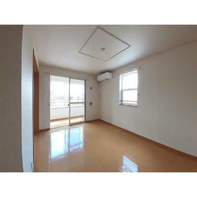 シャルム　アヴァンツァ－トⅠ 201【管理NO：1-015329101-02010】 ★家具家電は申し込み後に搬入します★ ★2026年11月上旬入居可能★の物件写真2