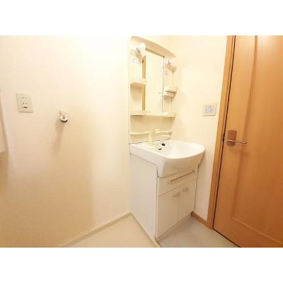 ウラノス 104【管理NO：1-013278101-01040】 ★家具家電は申し込み後に搬入します★ ★2026年11月中旬入居可能★の物件写真6