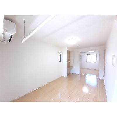 ビバコート 201【管理NO：1-022845401-02010】 ★家具家電は申し込み後に搬入します★ ★2026年11月下旬入居可能★の物件写真2